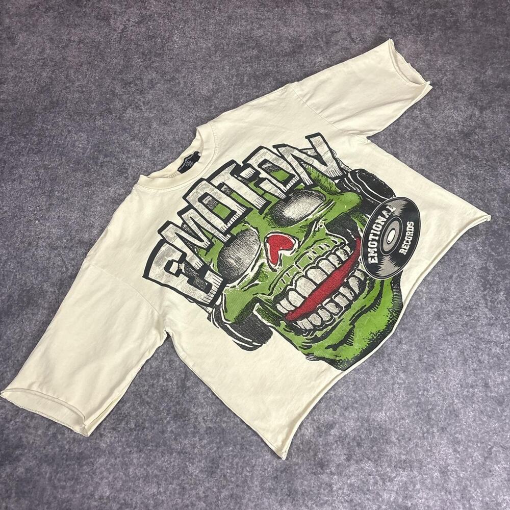 Mixed Emotion Records Men’s Cream Monster Graphic Cropped T-Shirt Size S